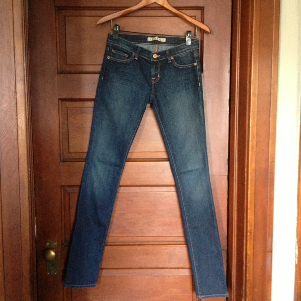 J Brand Pencil Leg Sz. 26 Dark Vintage